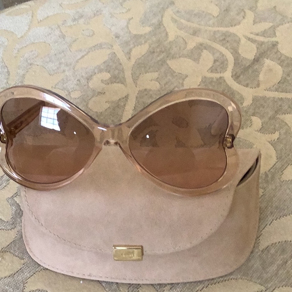 Gorgeous Chloe Glasses 💛💛💛 - Picture 2 of 14